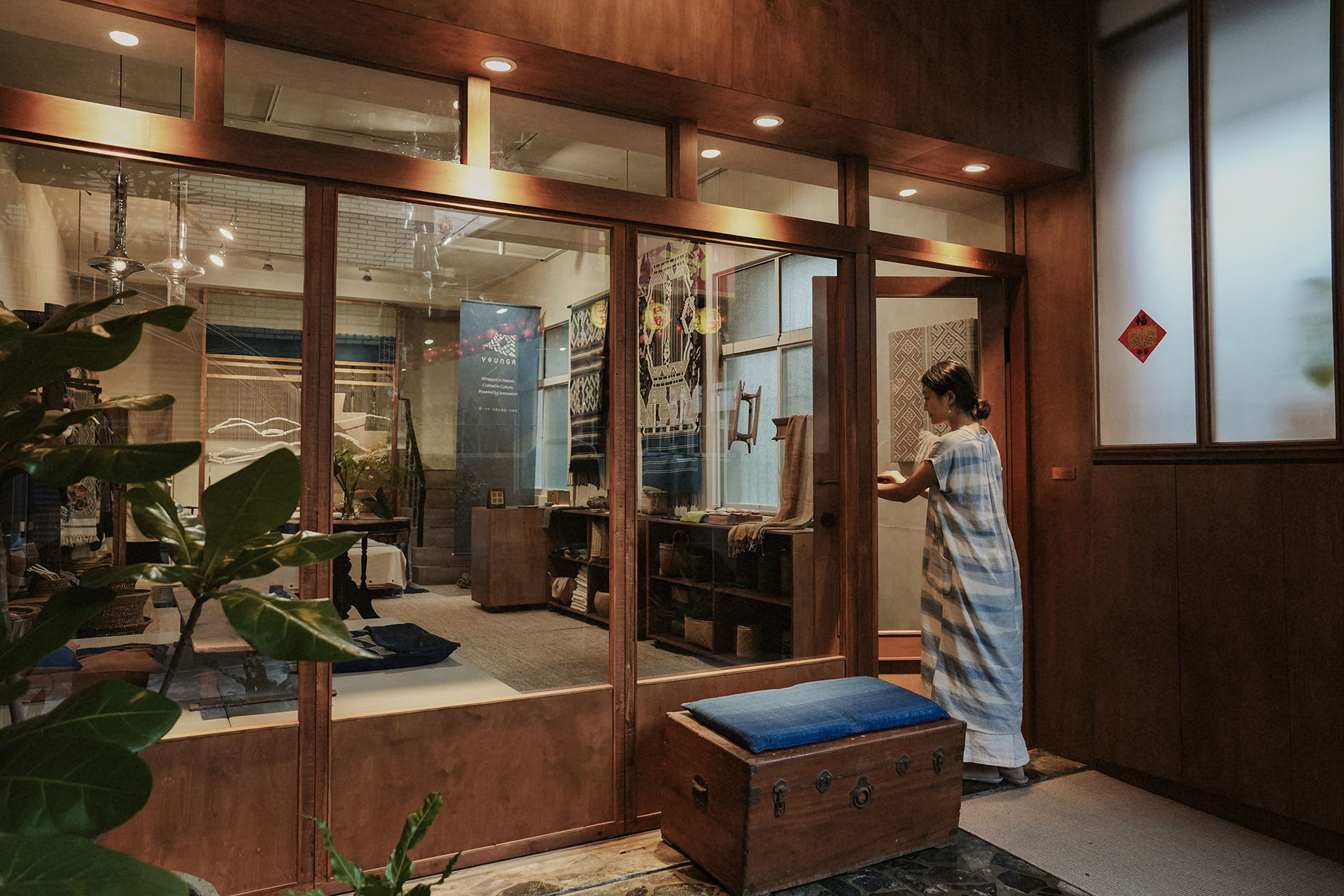 YOUNGA 產品展示